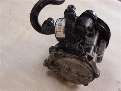 宝马118I转向助力泵