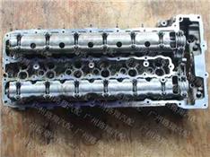 宝马M235I缸盖