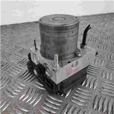 奔驰B260ABS泵